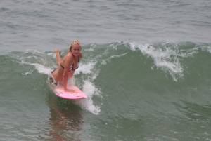 Surf Girl [x43]-o7du3103ui.jpg