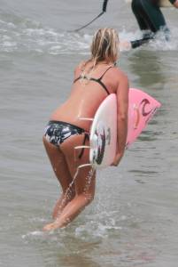 Surf-Girl-%5Bx43%5D-67du3176kw.jpg