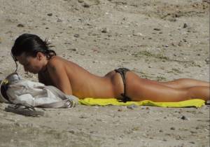 Varna Topless Beach Girls (44 Pics)-b7dvr50ecp.jpg