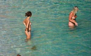 Three Nudist Girls and Green Water Floater (65 Pics)-f7dvwqh7ed.jpg