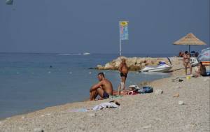 Topless Girls at the Beaches of Croatia (87 Pics)-47dvus3gcy.jpg