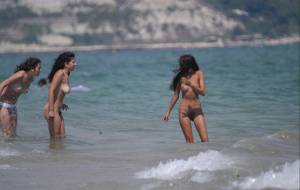Three-Girls-at-the-Nudist-Beach-of-Albena-Resort-%2855-Pics%29-57dxjsrlen.jpg