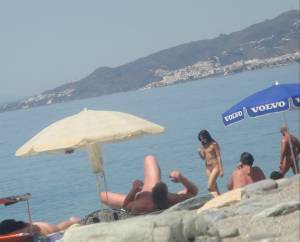 Spanish Nudist Beach (120 Pics)s7dx9m0beb.jpg