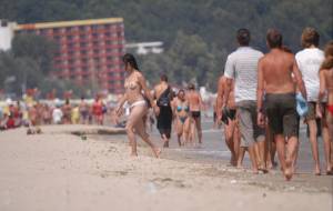Three Girls at the Nudist Beach of Albena Resort (55 Pics)a7dxjtd740.jpg