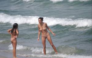 Friends at Varna Nudist Beach 2 (48 Pics)x7ech00dq3.jpg