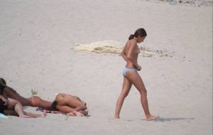 Friends at Varna Nudist Beach 2 (48 Pics)57echirhx5.jpg