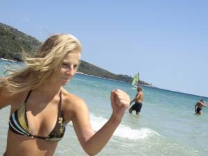 Bikini-Pics-Greece-Vacation-m7ecm2vkw3.jpg