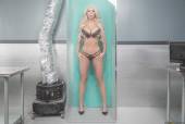 Nicolette Shea - Thawed Out And Horny-j79o22s5he.jpg