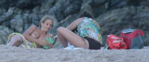 Beach Candid Voyeur Spy of Teens on Nude Beach [x91]-q7eedvpwr5.jpg