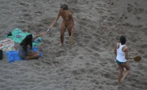 Beach Candid Voyeur Spy of Teens on Nude Beach [x91]-u7eedujxel.jpg