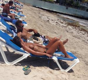 Spied-on-the-beach-Key-West-girls-%5Bx27%5D-j7ee3c1p14.jpg