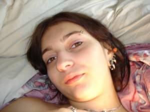Laura 19 year old Arab Teen [x126]-a7ef5tll4j.jpg