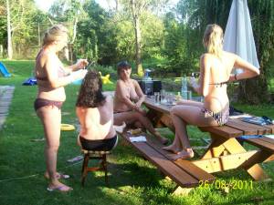 My-Wife-Topless-With-Her-Friends-At-Home-%5Bx54%5D-u7eihc16jr.jpg