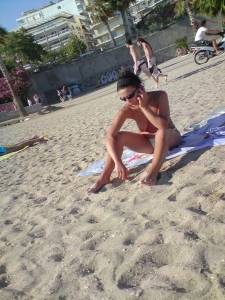 Topless milf @greece athens beach-q7e30dq0fl.jpg