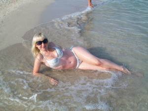 Horny Girls on Vacation - Ludmilla - Part 1-27e53l9nny.jpg