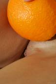 Kristina-Girl-with-Oranges-x7fj0dxi4m.jpg