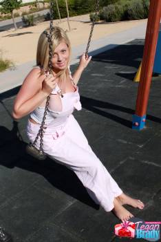 Tegan Brady - At the playground (1600px) x 135-p7eoenav6w.jpg