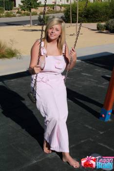 Tegan Brady - At the playground (1600px) x 135-27eoemulv1.jpg