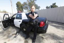 Skylar-Snow-Screw-The-Cops-Skylar-Snow-Captures-A-Criminal-And-Squirts-All-Over--77ep0prvin.jpg
