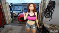 Annabel Redd Gets Her Pussy Wrecked In The Mechanics Garage - 46xv7ewddndzq.jpg