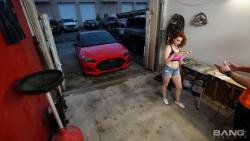 Annabel Redd Gets Her Pussy Wrecked In The Mechanics Garage - 46x-k7ewdd004p.jpg