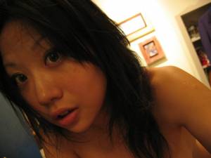 Asian Girlfriend Posing [x397]-37ewsqd2ae.jpg