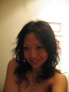 Asian-Girlfriend-Posing-%5Bx397%5D-z7ewsvsn5j.jpg