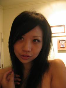 Asian Girlfriend Posing [x397]-57ewsusmqd.jpg