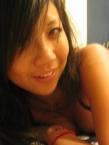 Asian-Girlfriend-Posing-%5Bx397%5D-m7ewtbate7.jpg