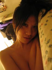 Asian Girlfriend Posing [x397]-p7ewst1p5q.jpg