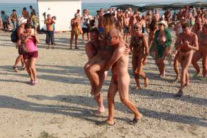 Nudist Beach Party [x52]-l7fbcxhcv4.jpg