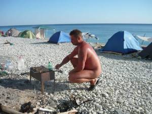 Nudist Couple On Vacation [x174]-v7fbdh1ooj.jpg