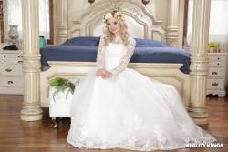 Lexi-Lore-Kit-Mercer-Two-Brides-One-Groom-%28x183%29-2000x3000-n7fdx8566q.jpg