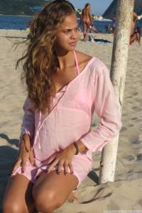 Stacked-Brazilian-Teen-Showing-Oiff-On-The-Beach-In-A-Bikini-17fd7m8yb6.jpg
