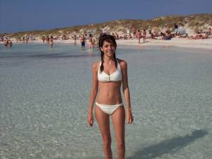 Brunette topless on vacation- mostly NN [x93]-k7fd4nvwoi.jpg