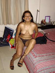 Indian-Wife-%281364-Pics%29-PART-4-07fg5ffcub.jpg