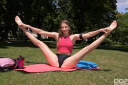 Stella Flex Trainer Flexes Her Feet on Cock - 69x-l7f0dwo1rk.jpg