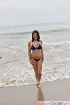 Peta Jensen - Miss NA Bikini (2500px) x 630-l7f1kgf06m.jpg