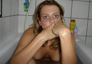 Hungarian Blowjob Girl [x70]-n7f71ewffx.jpg
