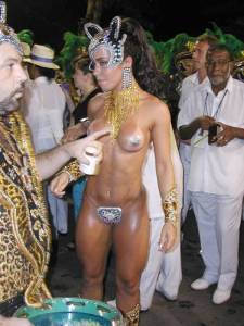 Rio Carnival [204 HQ Pics]-g7f75l4dyh.jpg
