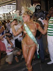 Rio Carnival [204 HQ Pics]-p7f75l5i5b.jpg