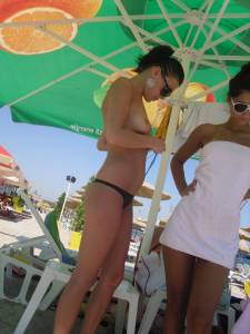 2-Sexy-Sisters-on-the-Beach-NN-%2863-Pics%29-z7fm4agdh2.jpg