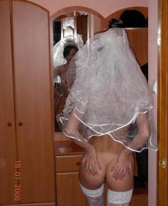 Sexy-Wedding-Dress-i7fnmxj1qq.jpg