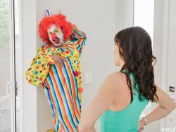 Alana Cruise Horny Clown Dick Down (x101) 1215x1620-r7frpmjblg.jpg