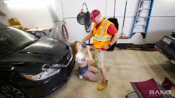  Aria Kai Gets Her Car Fixed And Her Pussy Stuffed With Dick - 56x77gcpacut5.jpg