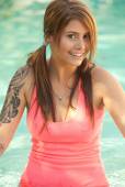 Hailey-Pink-In-Pool-37hm1s2x0i.jpg