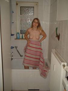 Naked Amateur Girlfriend (28pics)-x7gfuwvbsb.jpg