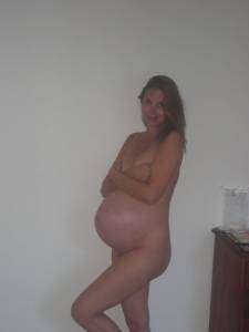 Pregnancy-Photos-%28100-Pics%29-c7g5tm07g4.jpg