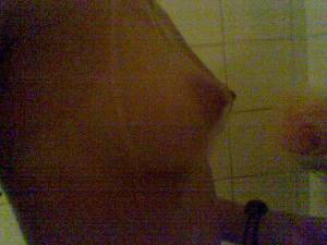 Turkish Amateur Teen shows her Naked Body (218 images)-q7g9g5kys1.jpg