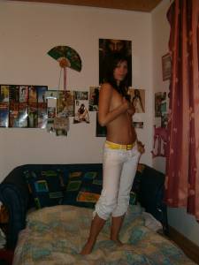 Turkish Amateur Teen shows her Naked Body (218 images)-i7g9g7qymd.jpg